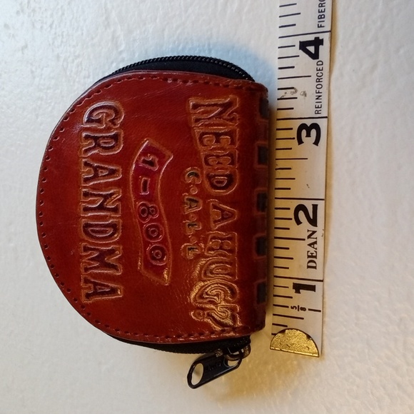 Need a Hug call 1-800 Grandma Coin purse - Picture 3 of 6